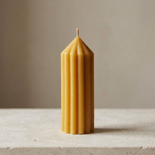 Small Ribbed Triangle Top Pillar Candle in Pure Beeswax | Handmade in Quebec | Mielbrut