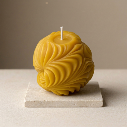 Chandelle boule vagues en cire d'abeille pure | Faite à la main au Québec | Mielbrut
