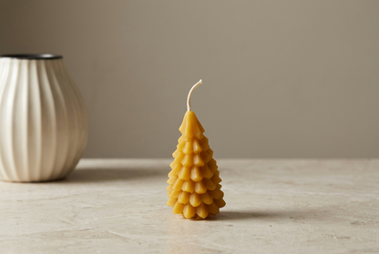 Christmas Tree Candle in Pure Beeswax | Handmade in Quebec | Mielbrut