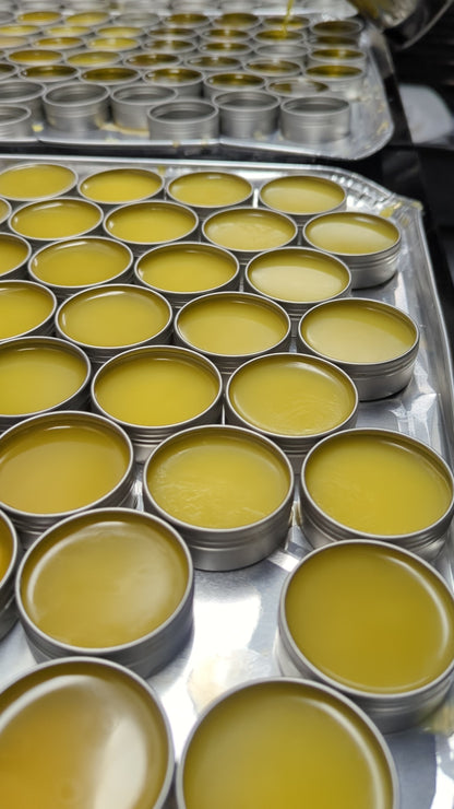 Beeswax balm pouring with artisinal process